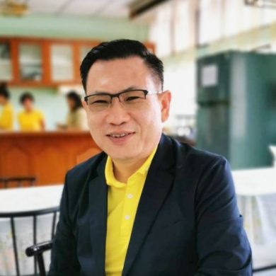 ผศ.ดร.มานิตย์ นิธิธนากุล