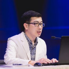 คุณสิทธิศักดิ์ รุ่งเจริญสุขศรี