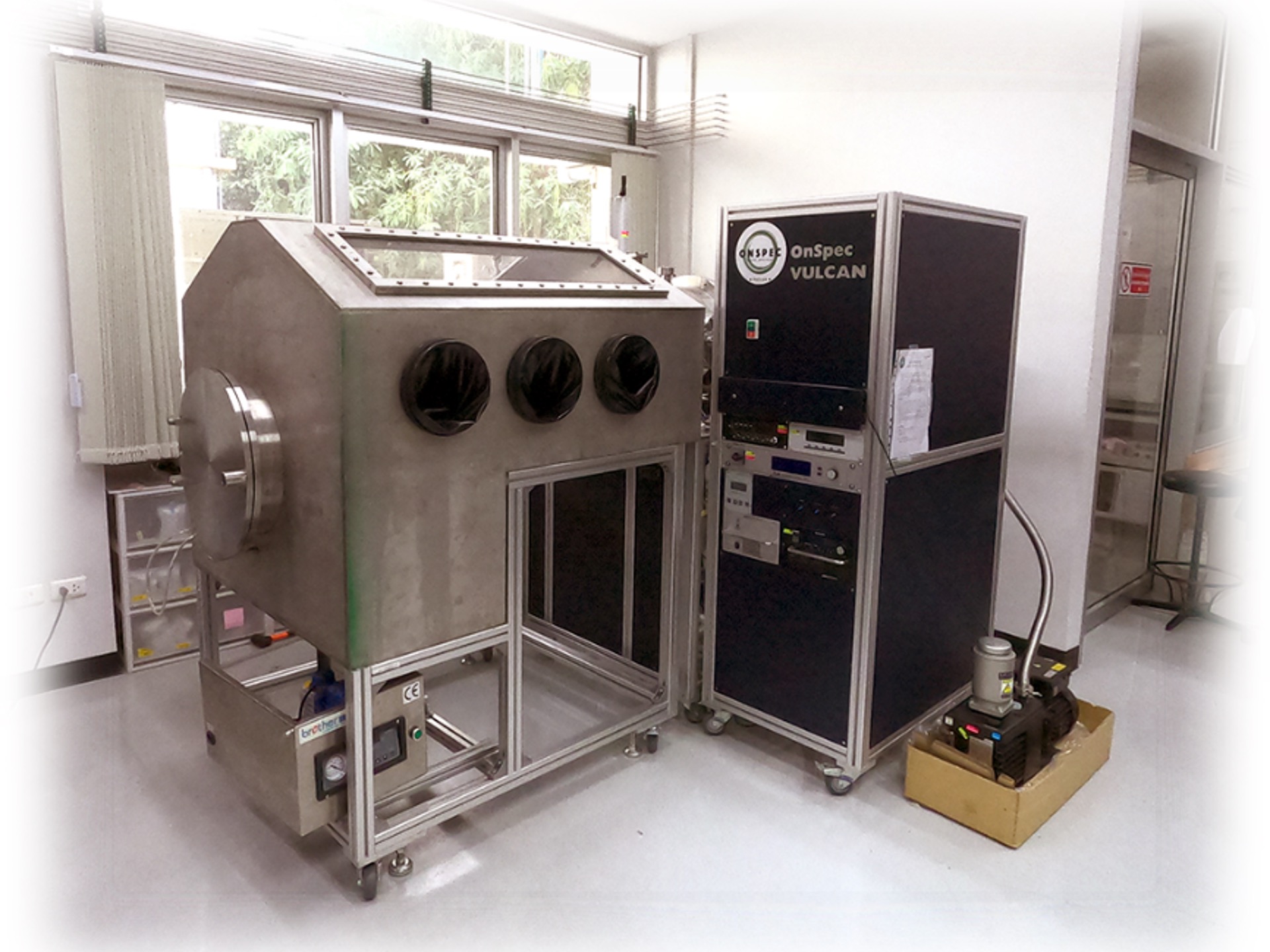 GloveBox/LoadLock Attachment Unit 